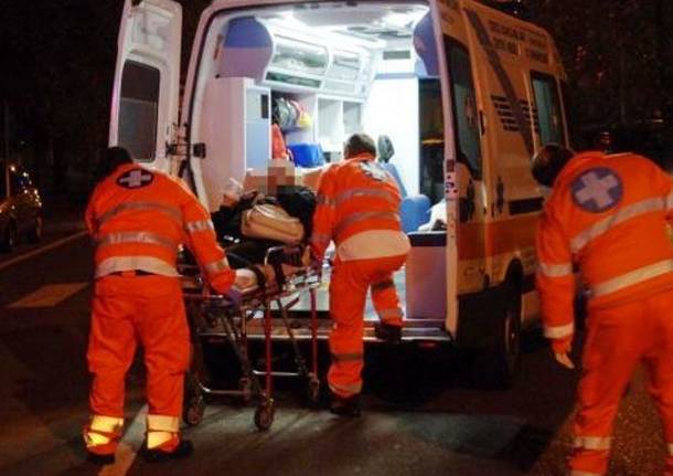 ambulanza notte 677436.610x431