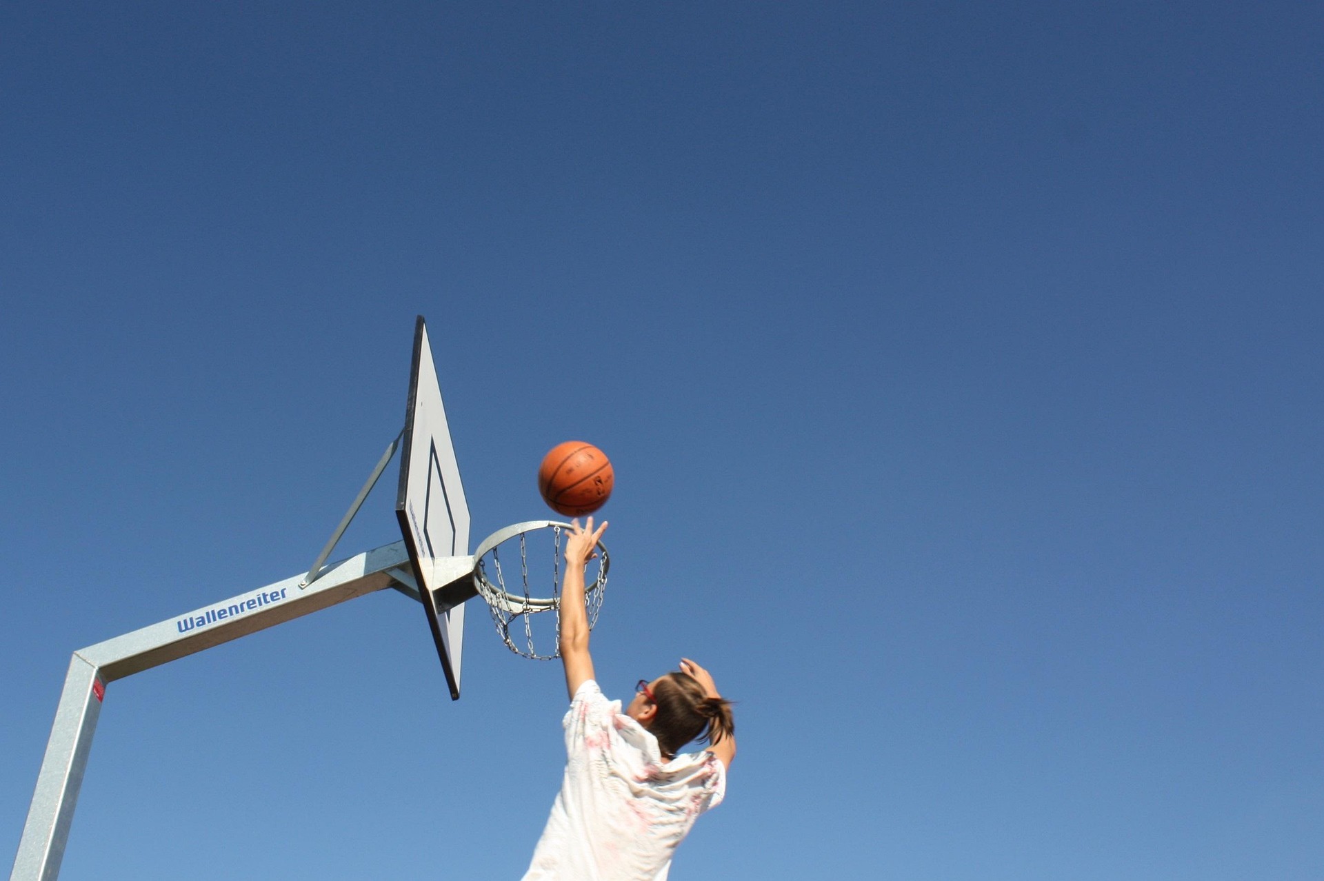 basketball 2416463 1920