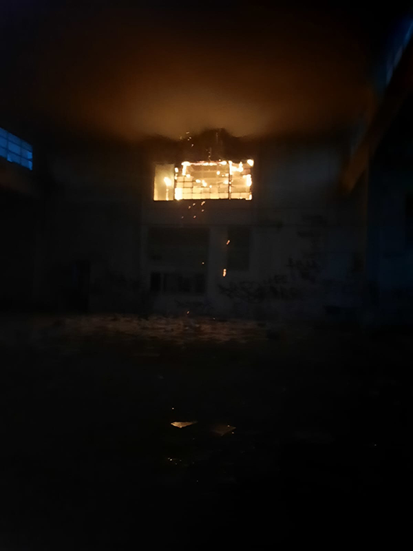 INCENDIO EXMAGAZZINI3